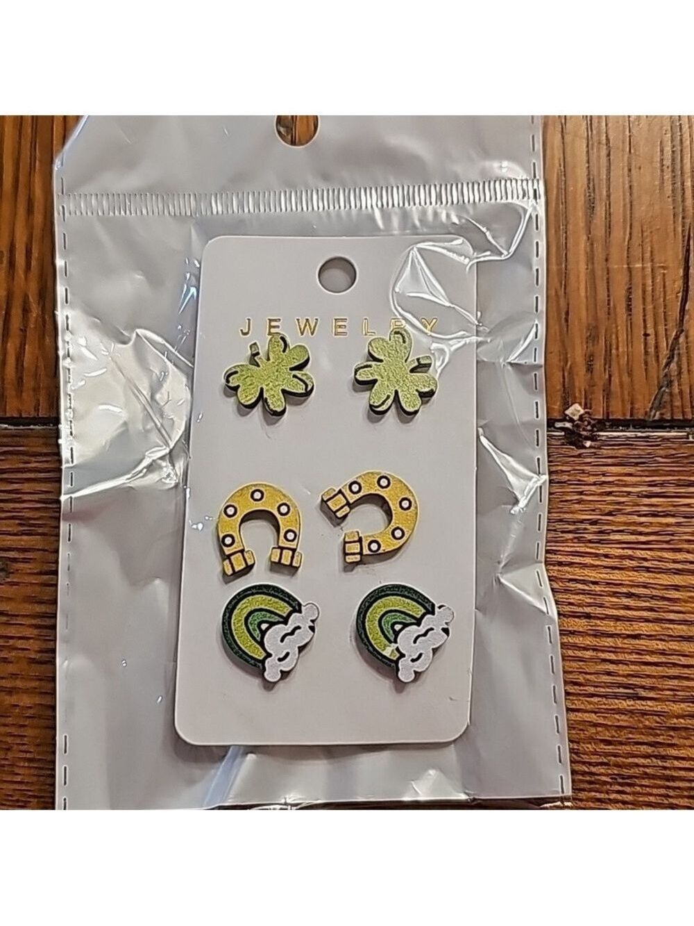 3 pairs of st patricks day stud earrings